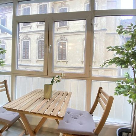 شقة Charming And Central Flat With Balcony In Beyoglu اسطنبول المظهر الخارجي الصورة